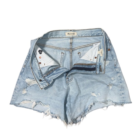 Madewell The MomJean Short Light Wash - Picture 2 of 15